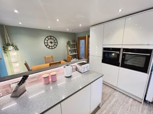 Kitchen- click for photo gallery